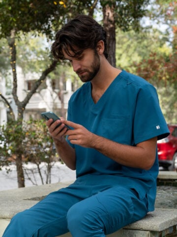 Fit-4-All One Pocket Scrub Top