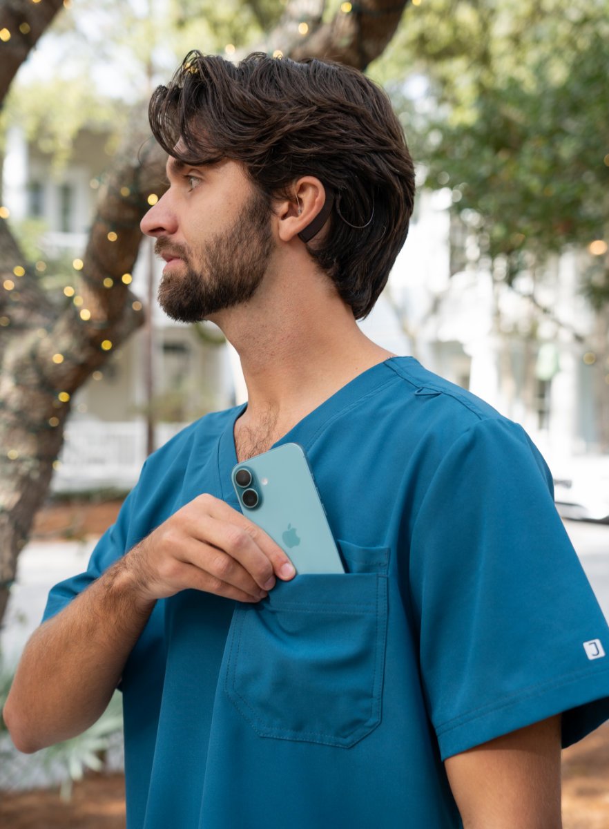 SJ501-Fit-4-All-One-Pocket-Scrub-Top-Lifestyle-Caribbean-02