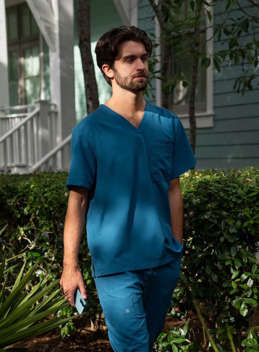 SJ501-Fit-4-All-One-Pocket-Scrub-Top-Lifestyle-Caribbean-03