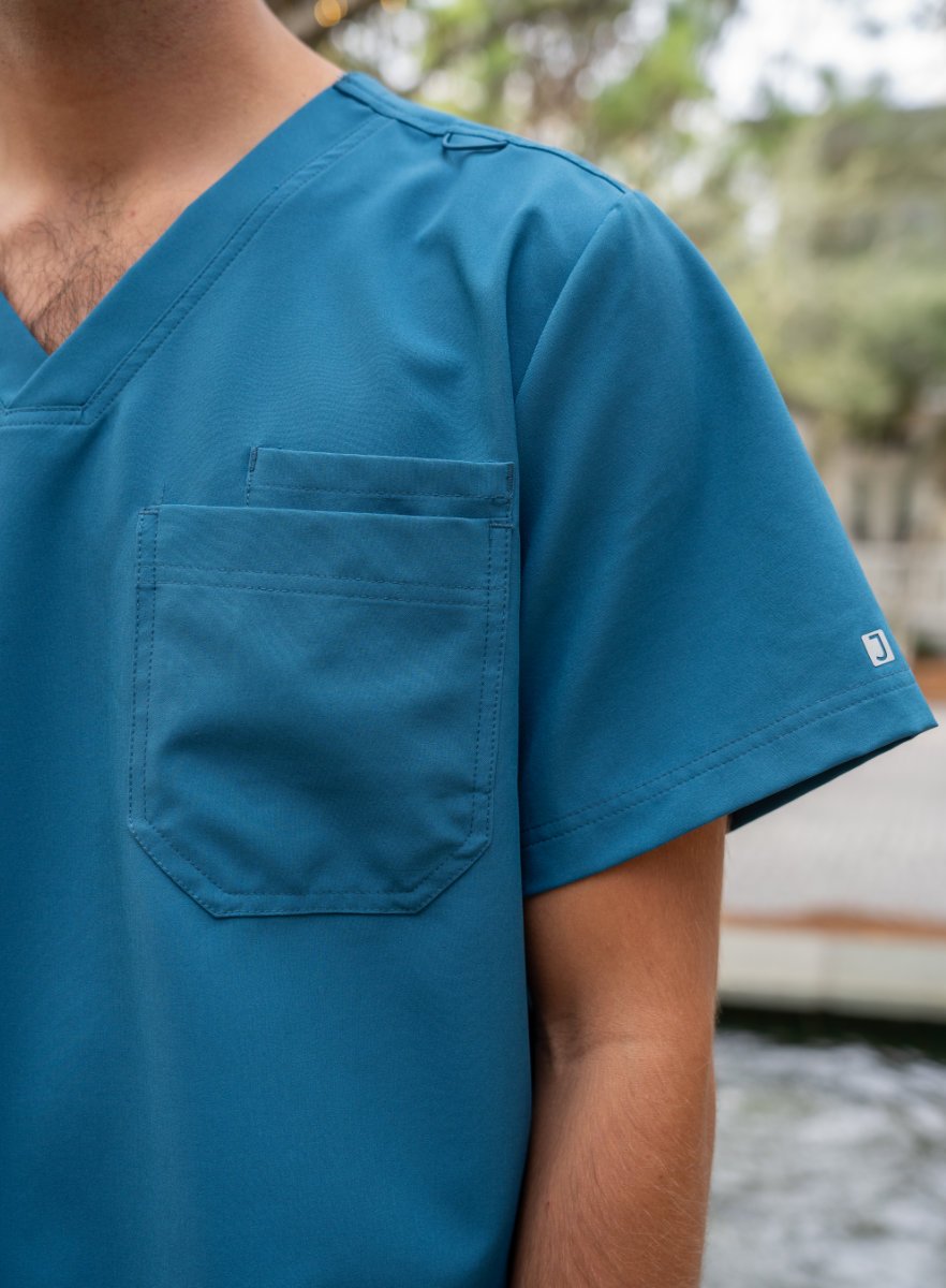 SJ501-Fit-4-All-One-Pocket-Scrub-Top-Lifestyle-Caribbean-05